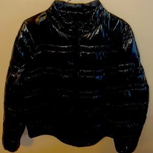 Black bubble coat Michael Kors size XL. Great condition.